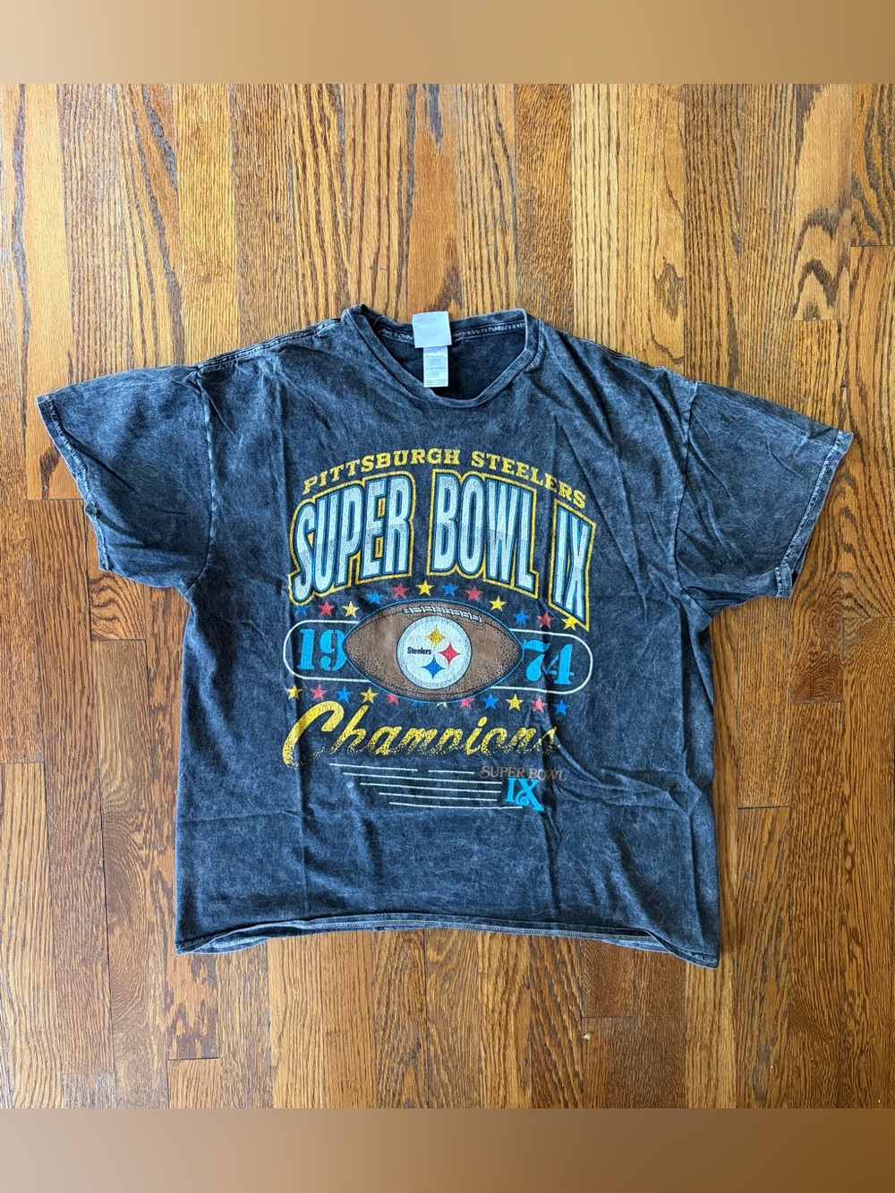 Pittsburgh Steelers Super Bowl IX Vintage Graphic Tee - Black